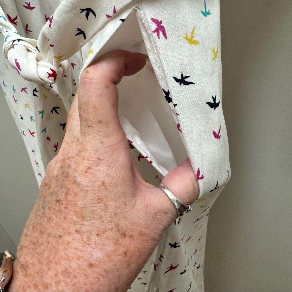 NWT Chetta B White Bird Print Sleevelss Button Down Front Closure Dress Size 12 - Picture 7 of 9